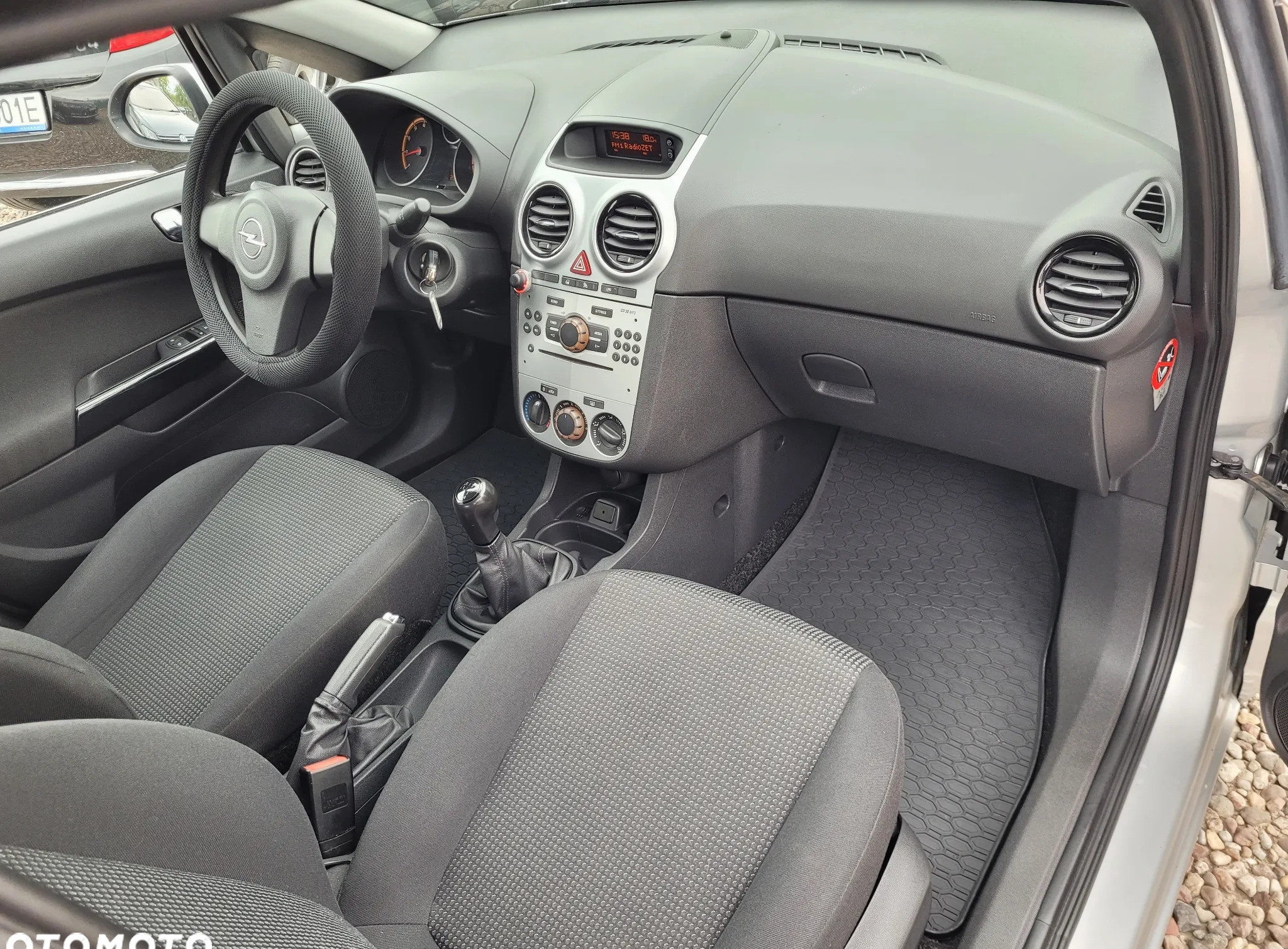 Opel Corsa cena 20300 przebieg: 199900, rok produkcji 2013 z Dąbie małe 277